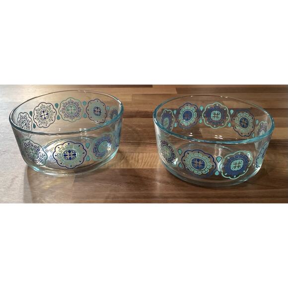 Set Of 2 Pyrex Glass Food Storage Bowls Daisy Pinwheel Turquoise Blue 7201 - Picture 4 of 10